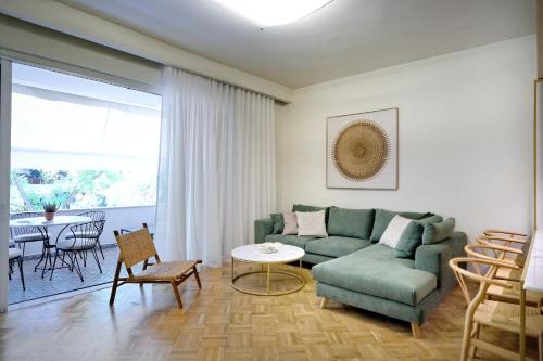 The Fancy Philosopher Apartment, Афины