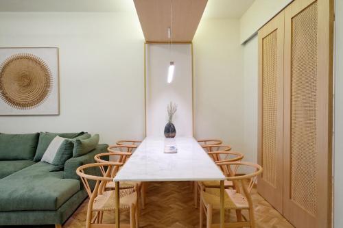 The Fancy Philosopher Apartment - image 4