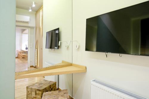 The Fancy Philosopher Apartment - image 11