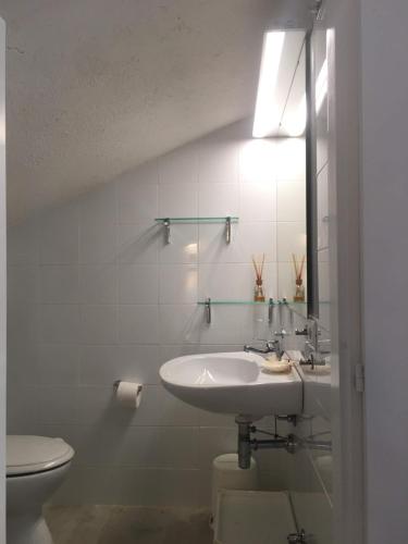 Casa Maia with shared swimming pool