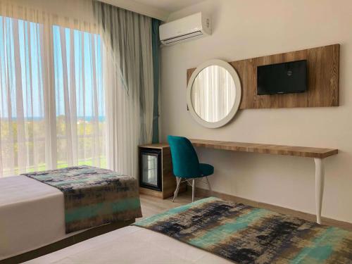 . Velmer Hotel