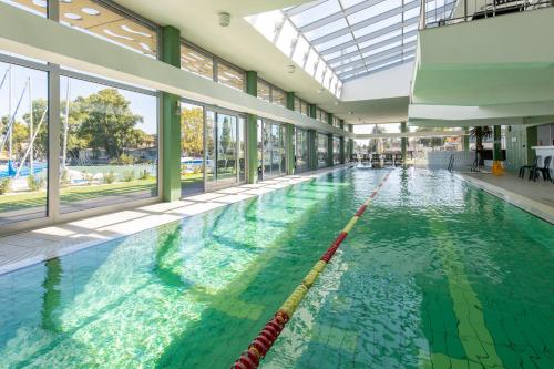 Hotel Yacht Wellness & Business - image 5