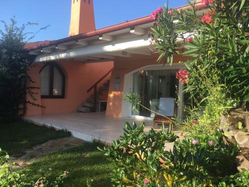 Casa Maia with shared swimming pool