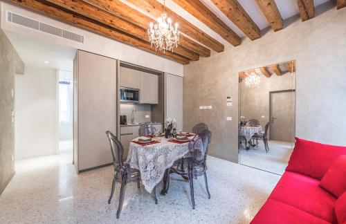 Rialto Luxury Flat - image 2