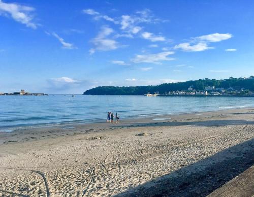 Fabulous Apartment in Historic House in St Aubin