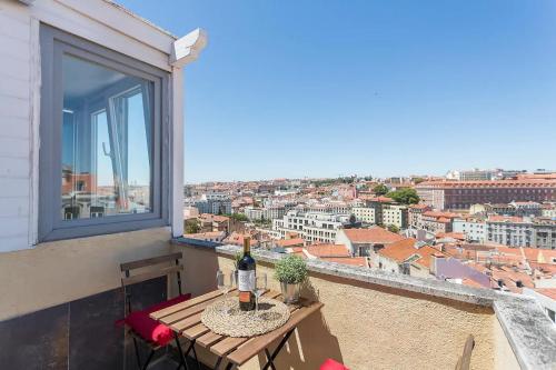  Amazing 180º View Terrace by Innkeeper in Lissabon