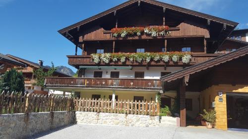  Andreas Apartment im Landhaus Moser, Pension in Alpbach