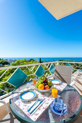  Sun & Sand Beach Apartment in Marbella