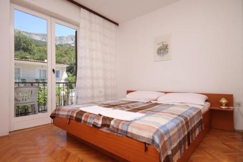Apartments and rooms with parking space Podgora, Makarska - 6790