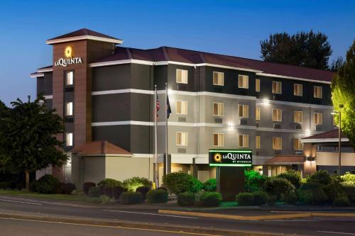 La Quinta Inn & Suites by Wyndham Salem, Or