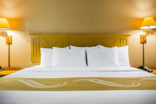 Quality Inn Pinetop Lakeside - image 12