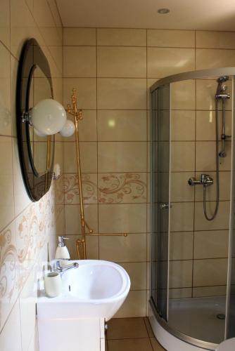 Domek Gloria nad Jeziorem Żywieckim - image 6