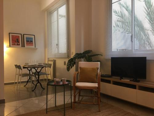 Logement climatisé à côté de Negresco et bord de mer, Nice (fotografie 5)