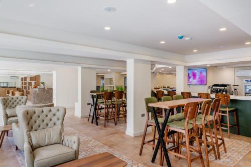 Pub/Lounge, Olivia Palm Hotel in Girne