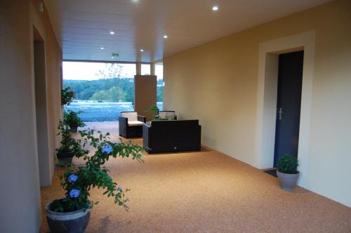 Vestabils, Hotel L'Escale Perigueux Notre Dame in Saint-Pierre-de-Chignac
