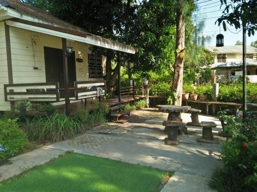 B&B Nong Khai - Wasuthan Garden House - Bed and Breakfast Nong Khai