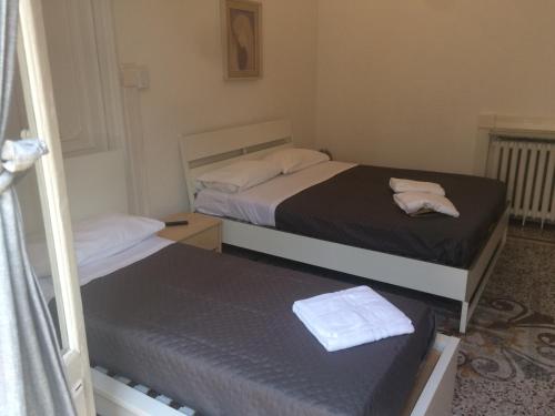 Guest House Roma - image 13