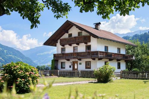 Klaras Haus Laimach In Hippach Austria Reviews Prices Planet
