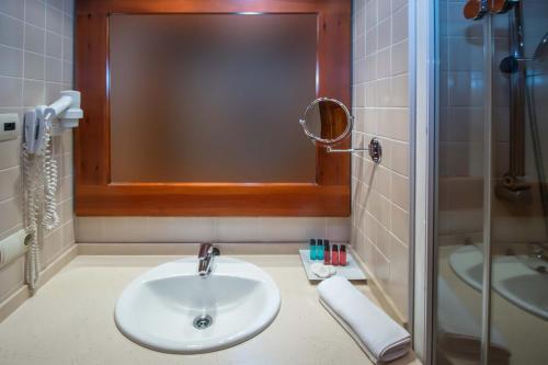 221429117 Hotel Fontanals Golf
