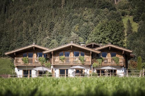 Zillertaler Hofchalets in Stumm, Österreich