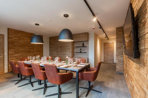 Schwan und Post Business Quarters - image 10