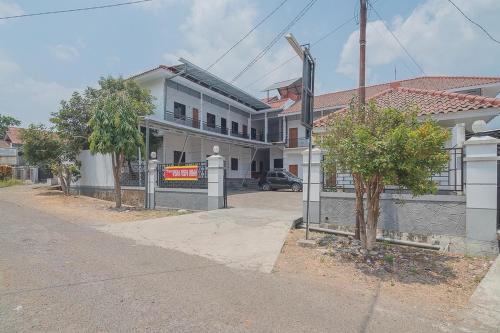 RedDoorz Plus near RSUD Majalengka