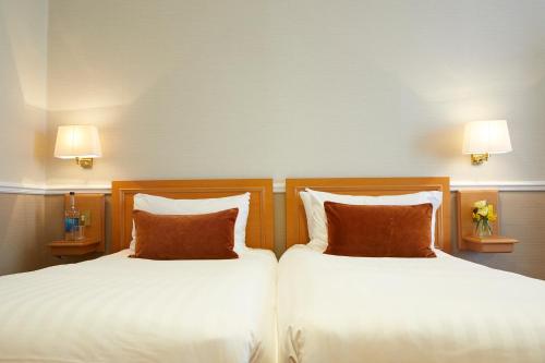 Palm Court Hotel - image 3