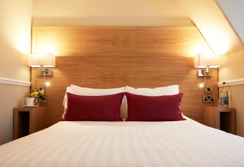 Palm Court Hotel - image 10