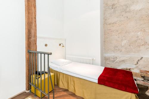 Meriton Old Town Garden Hotel - image 2