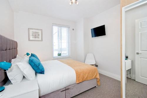 F3 Greek Street - image 9