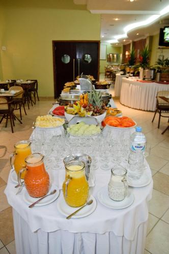 Food and beverages, Mont Blanc Apart Hotel Nova Iguacu in Nova Iguaçu