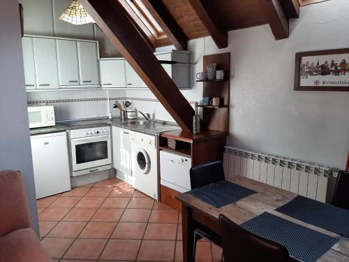 virtuve, CASA GRACIANO I in Ochagavia