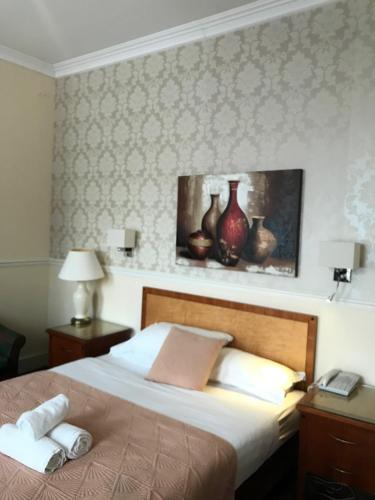 Eurobar & Hotel - image 3