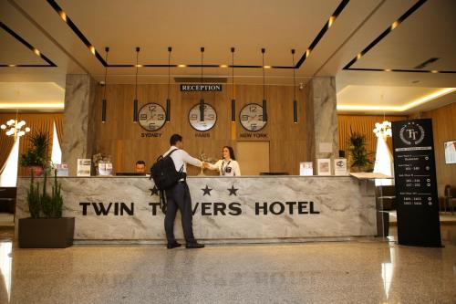 Twin Towers Hotel City & Beach Resort - image 7