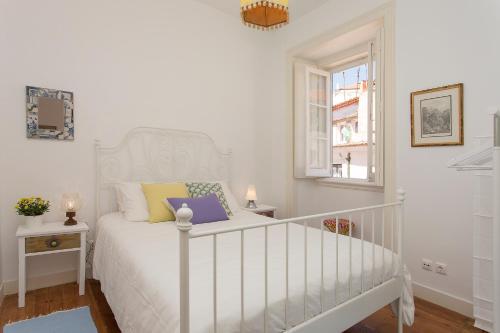 Spacious Alfama Duplex by TimeCooler - image 9