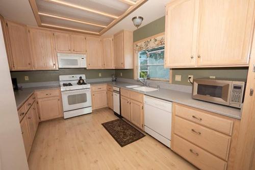 Venice Drive Holiday home - image 4