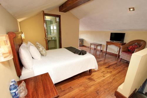 221506882 Hotel San Marcos