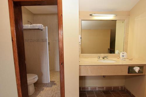 221509015 Hotel San Marcos