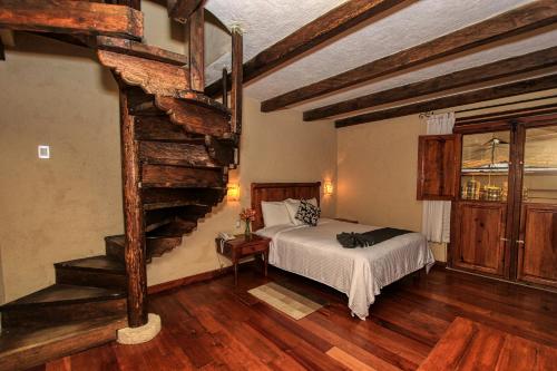 221510089 Hotel San Marcos