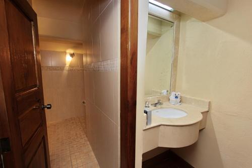 221510104 Hotel San Marcos