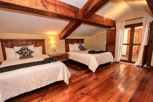 221510180 Hotel San Marcos