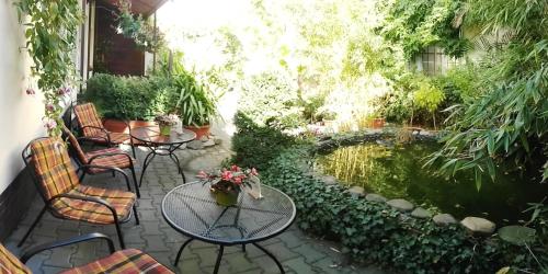 สวน, Penzion Exotic in มาเรียนสเก้