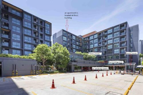 The Excel Groove Condo at Lasalle 52