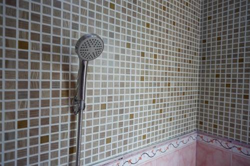 Bathroom, RedDoorz near RSUD Kebumen in Kebumen