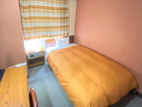 Economy Double Room with Small Double Bed - Smoking