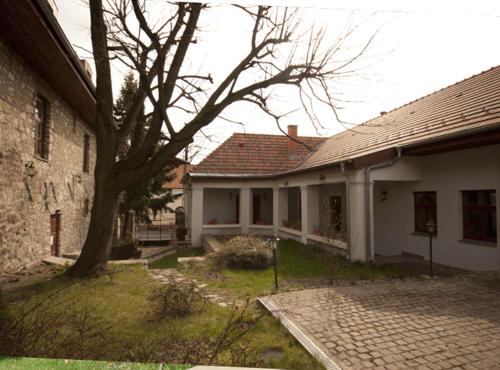 Bártfay Udvarház - image 7
