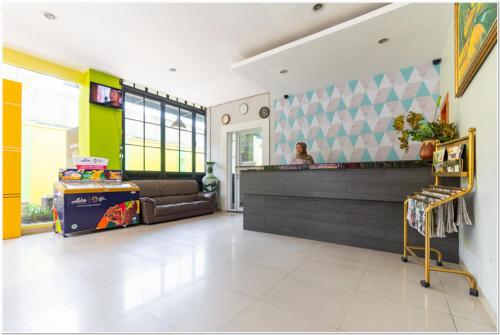 RedDoorz Plus at Hertasning Area Makassar