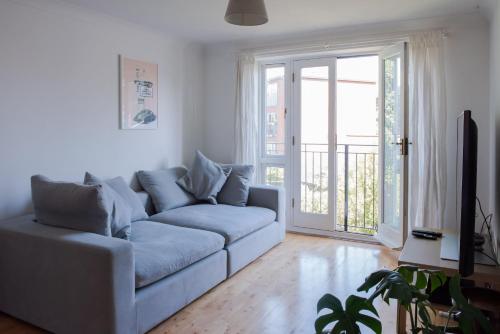 Lovely 2 Bedroom Flat In Heart Of Stoke Newington, Stoke Newington, London