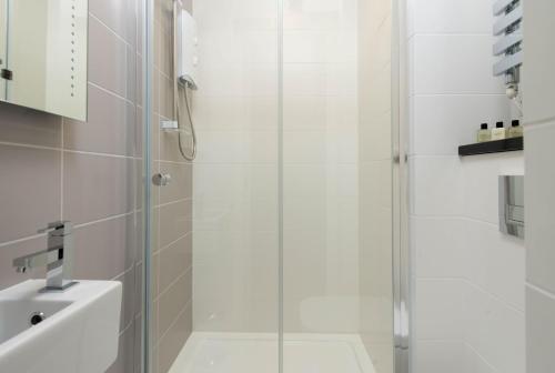 Mulberry Flat 2 - Two bedroom 1st floor - image 12