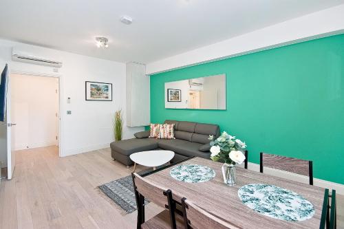 Interlude House D - image 3